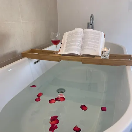 Apartament De Invitados *