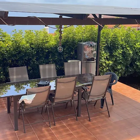 De Invitados 绍萨尔